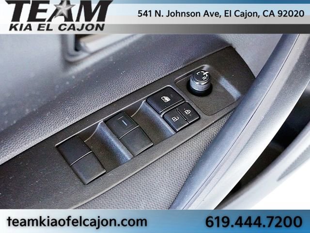Used 2022 Toyota Corolla LE w/ Carpet Mat Package (TMS) FWD image 19