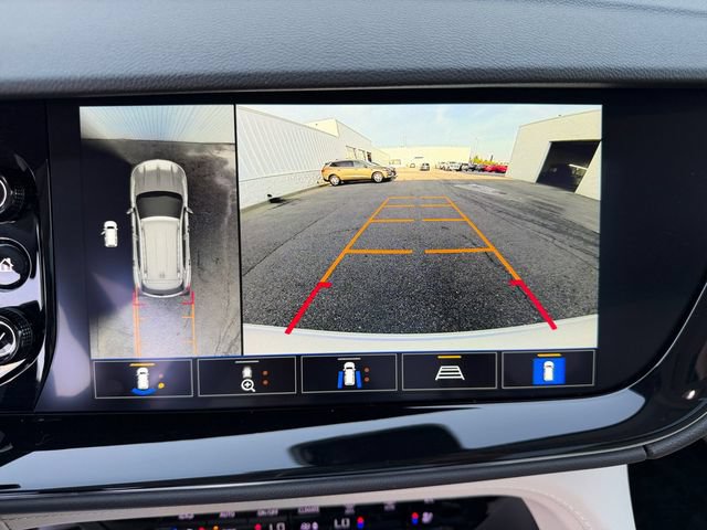 Used 2023 Buick Envision Avenir AWD/4WD image 27