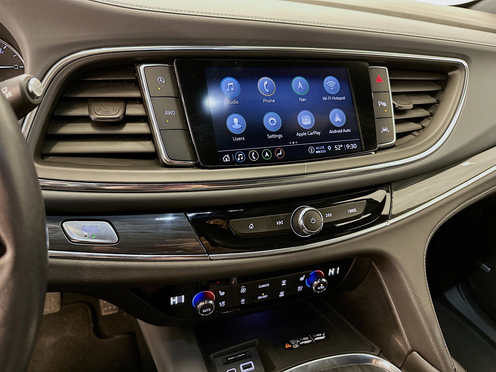 Used 2024 Buick Enclave Premium image 26