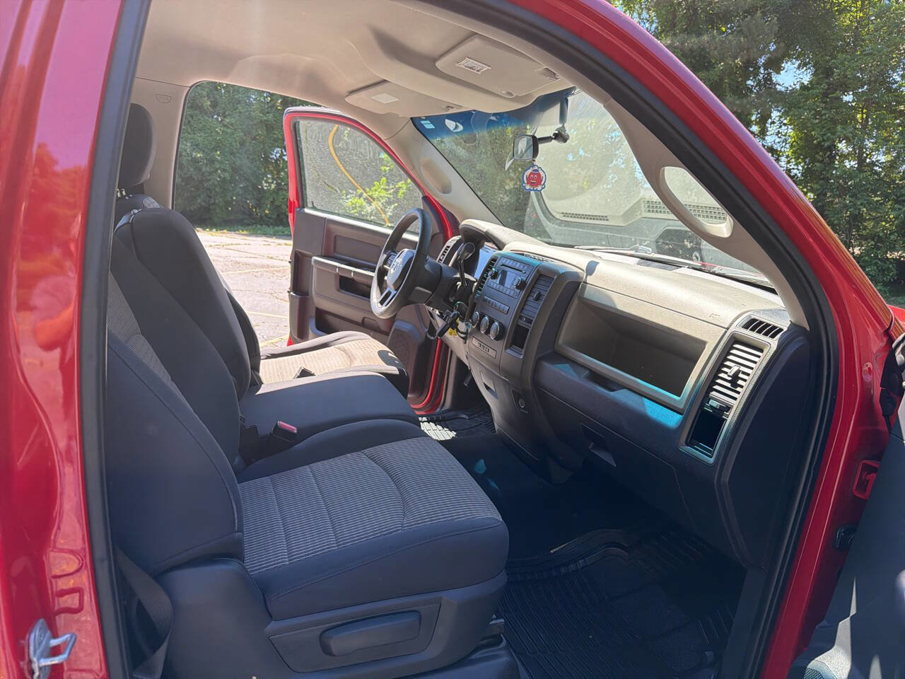 Used 2012 RAM 1500 Express RWD image 19