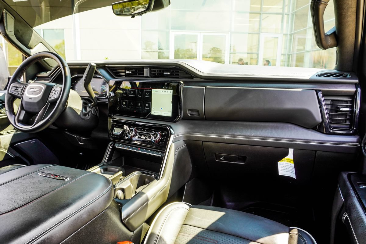 Used 2026 GMC Sierra 2500 AT4X AWD/4WD image 18
