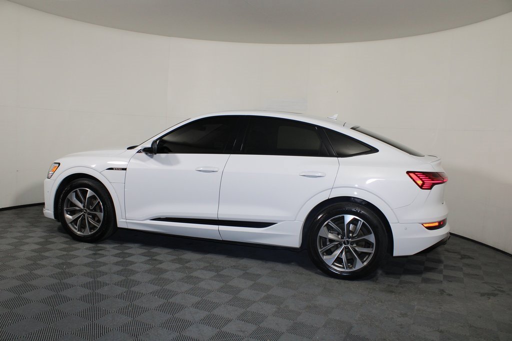 Used 2021 Audi e-tron Premium Plus w/ Premium Plus Package image 5