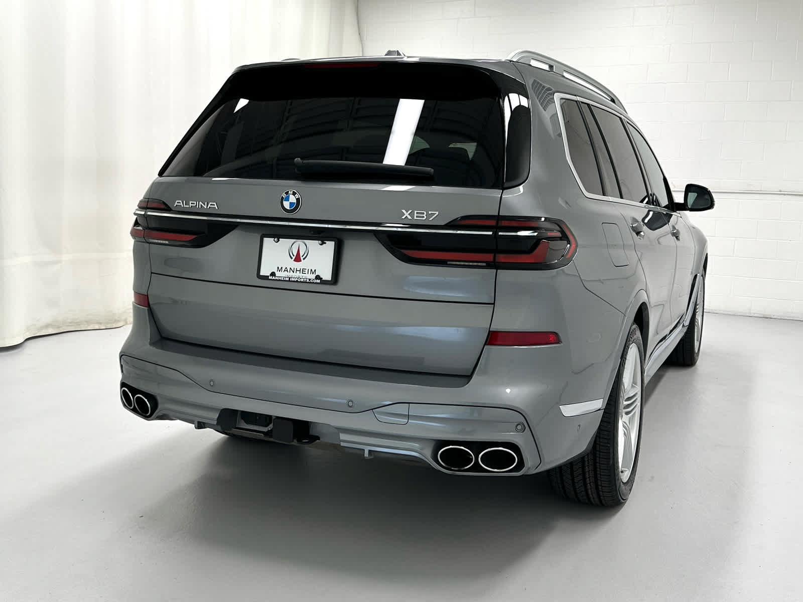Used 2025 BMW ALPINA XB7 AWD/4WD image 6