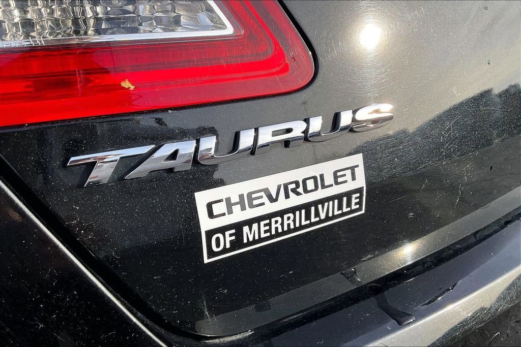 Used 2015 Ford Taurus Limited image 26