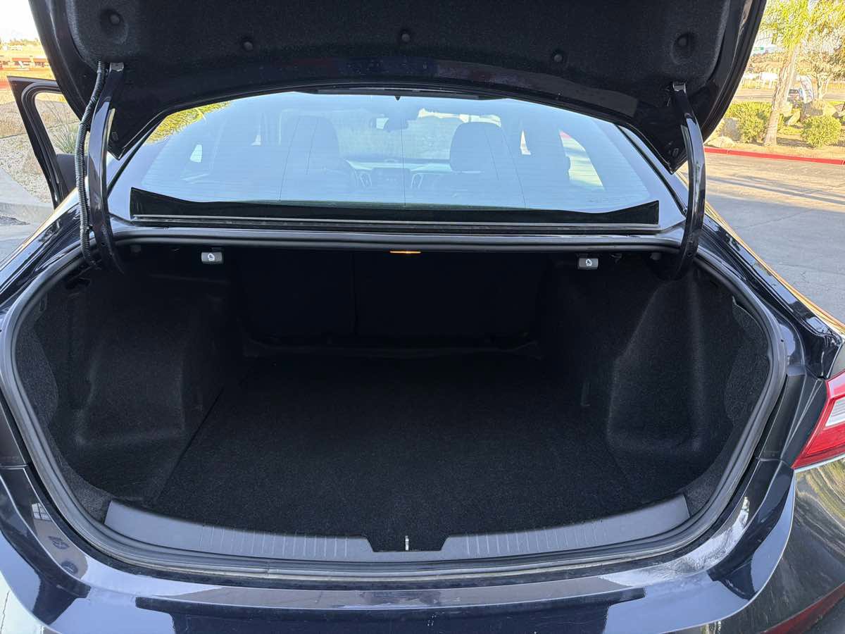 Used 2023 Chevrolet Malibu LT image 36