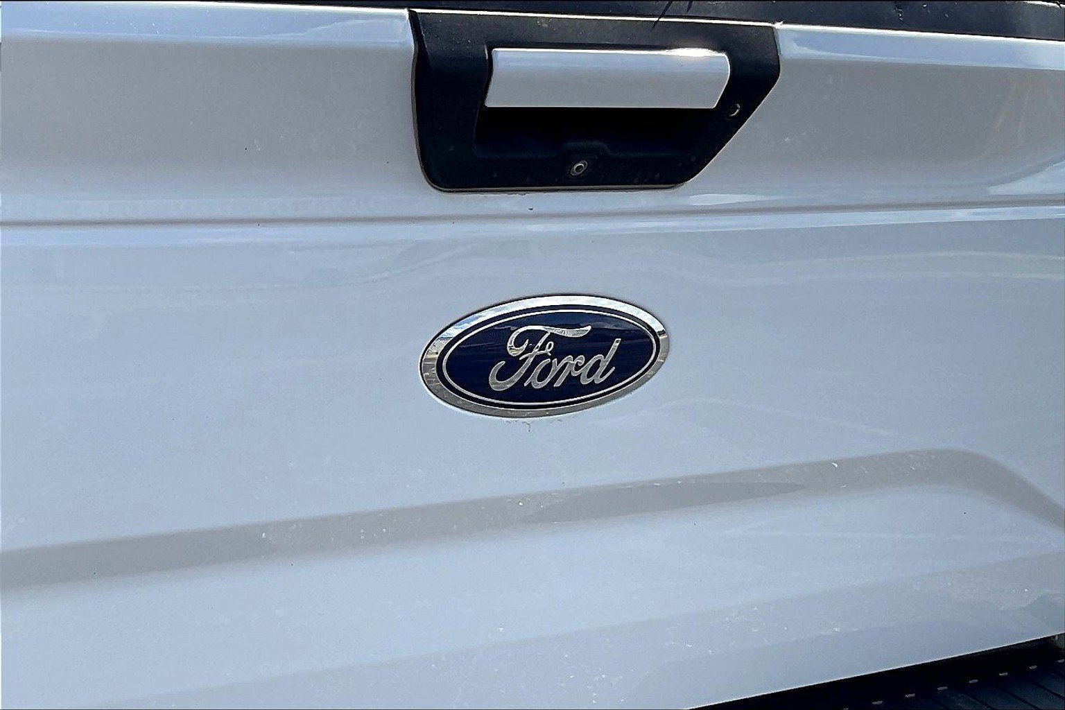 Used 2016 Ford F150 XLT w/ Equipment Group 301A Mid image 29