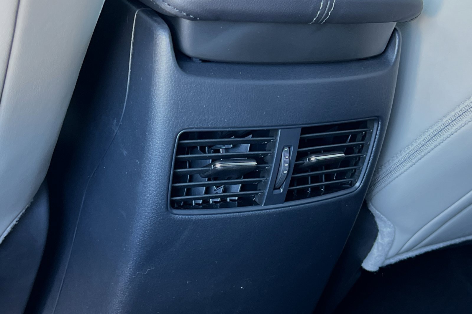 Used 2025 MAZDA CX-30 AWD 2.5 S w/ Preferred Package image 15