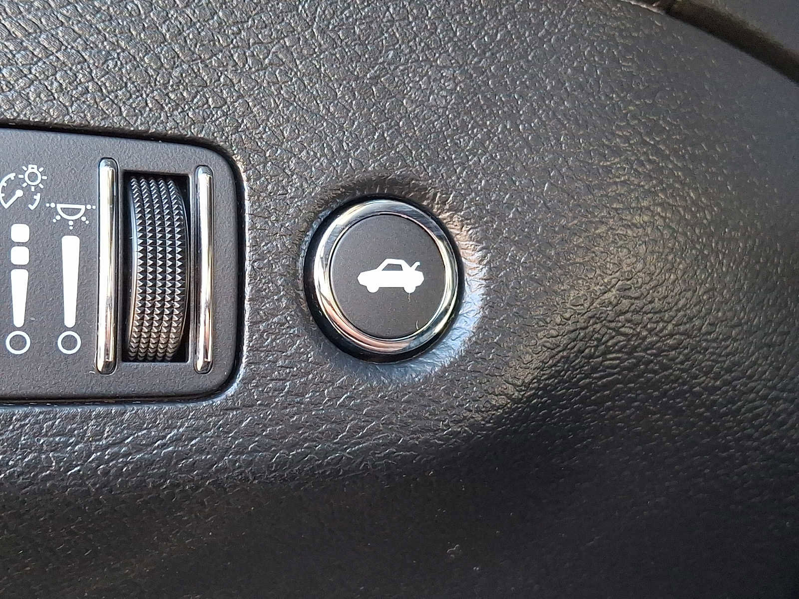 Used 2023 Dodge Challenger GT w/ Blacktop Package image 24