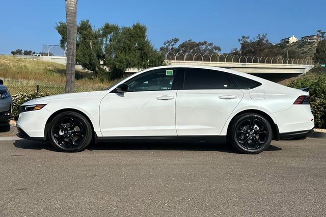 Certified 2025 Honda Accord SE image 9