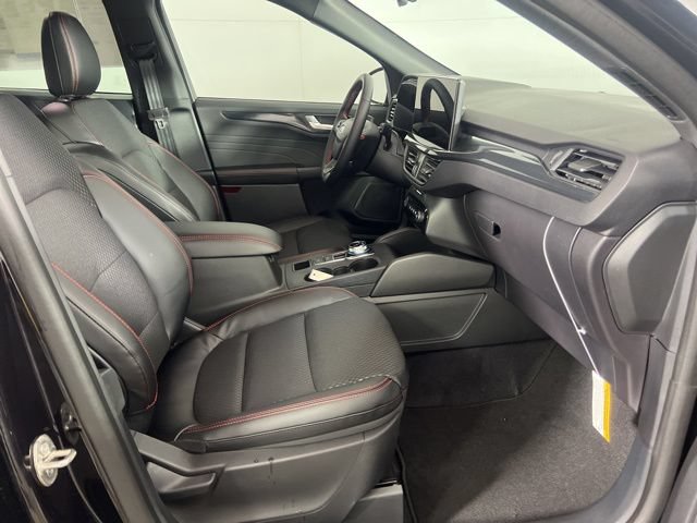 New 2026 Ford Escape ST-Line w/ Tech Pack #1 AWD/4WD image 11