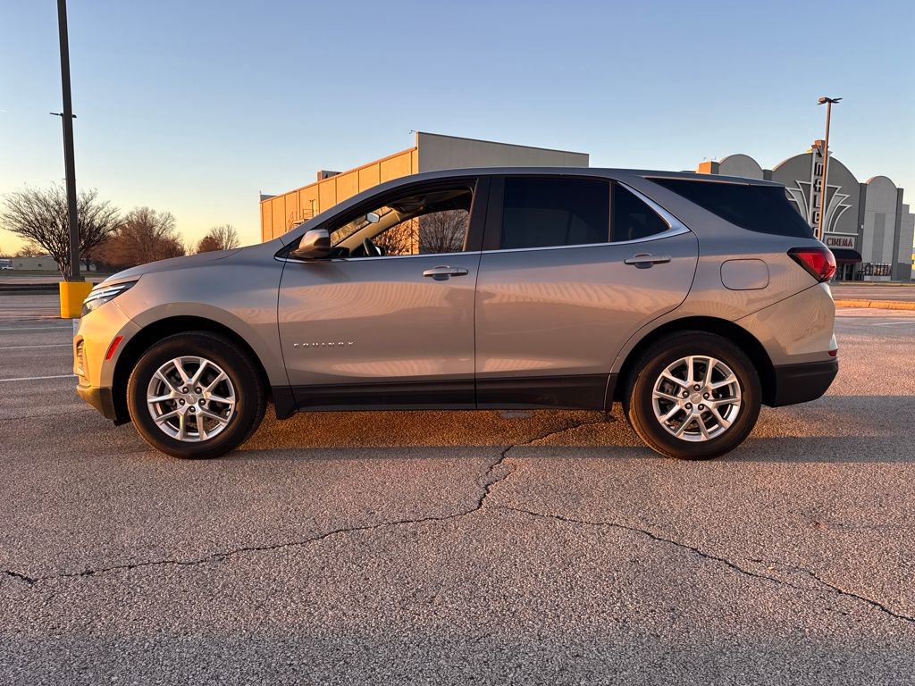 Used 2024 Chevrolet Equinox LT image 3