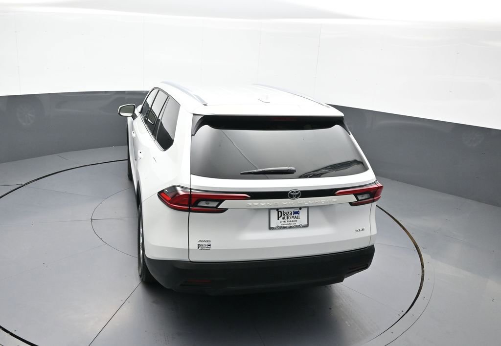 Certified 2026 Toyota Grand Highlander XLE image 40