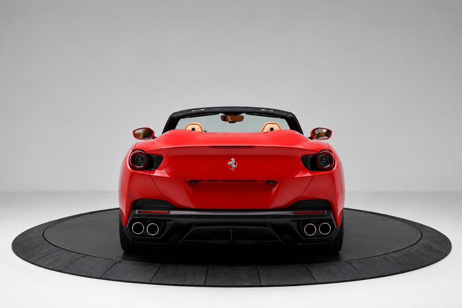 Used 2019 Ferrari Portofino RWD image 7