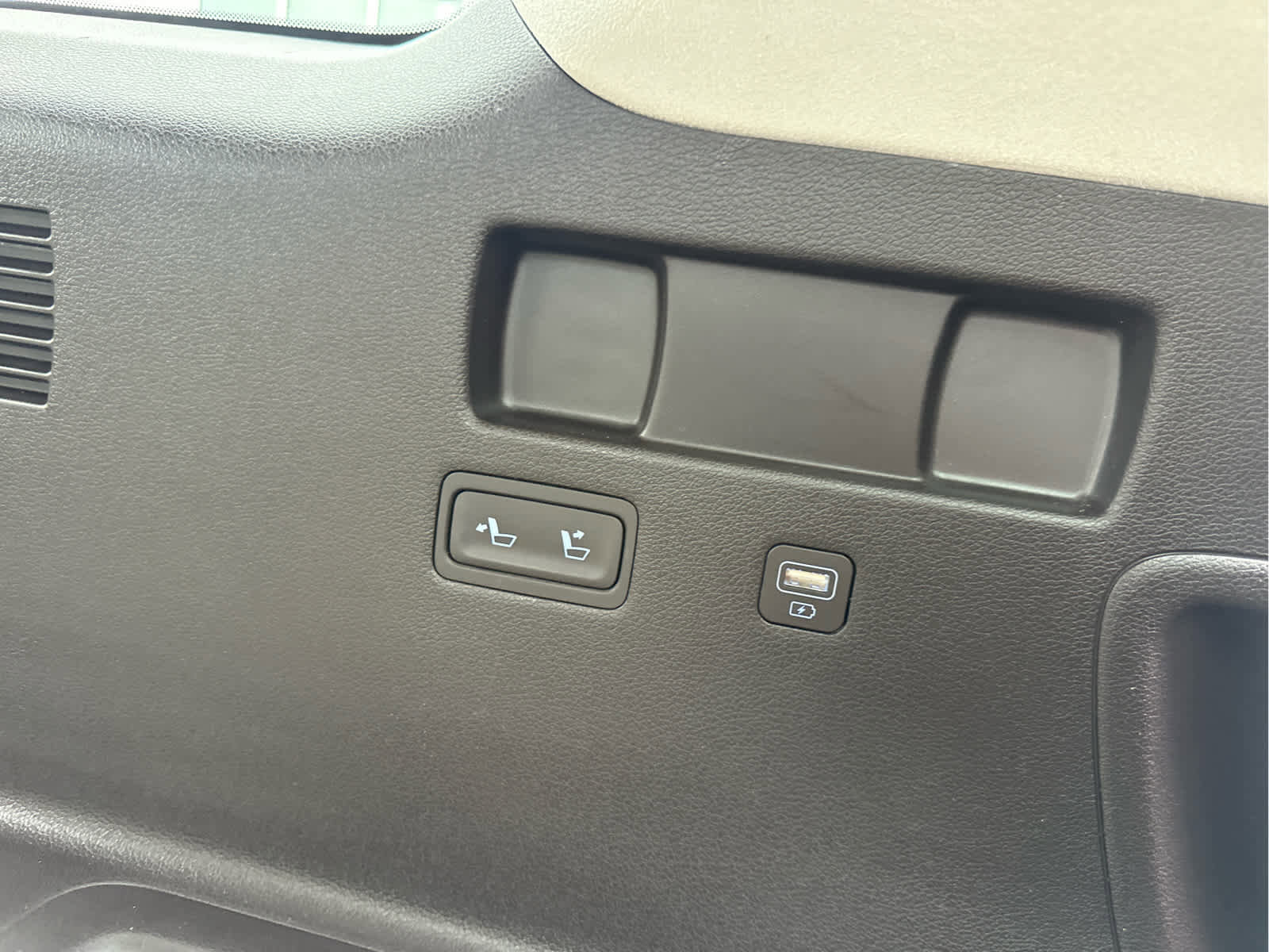 Used 2021 Hyundai Palisade Calligraphy image 56