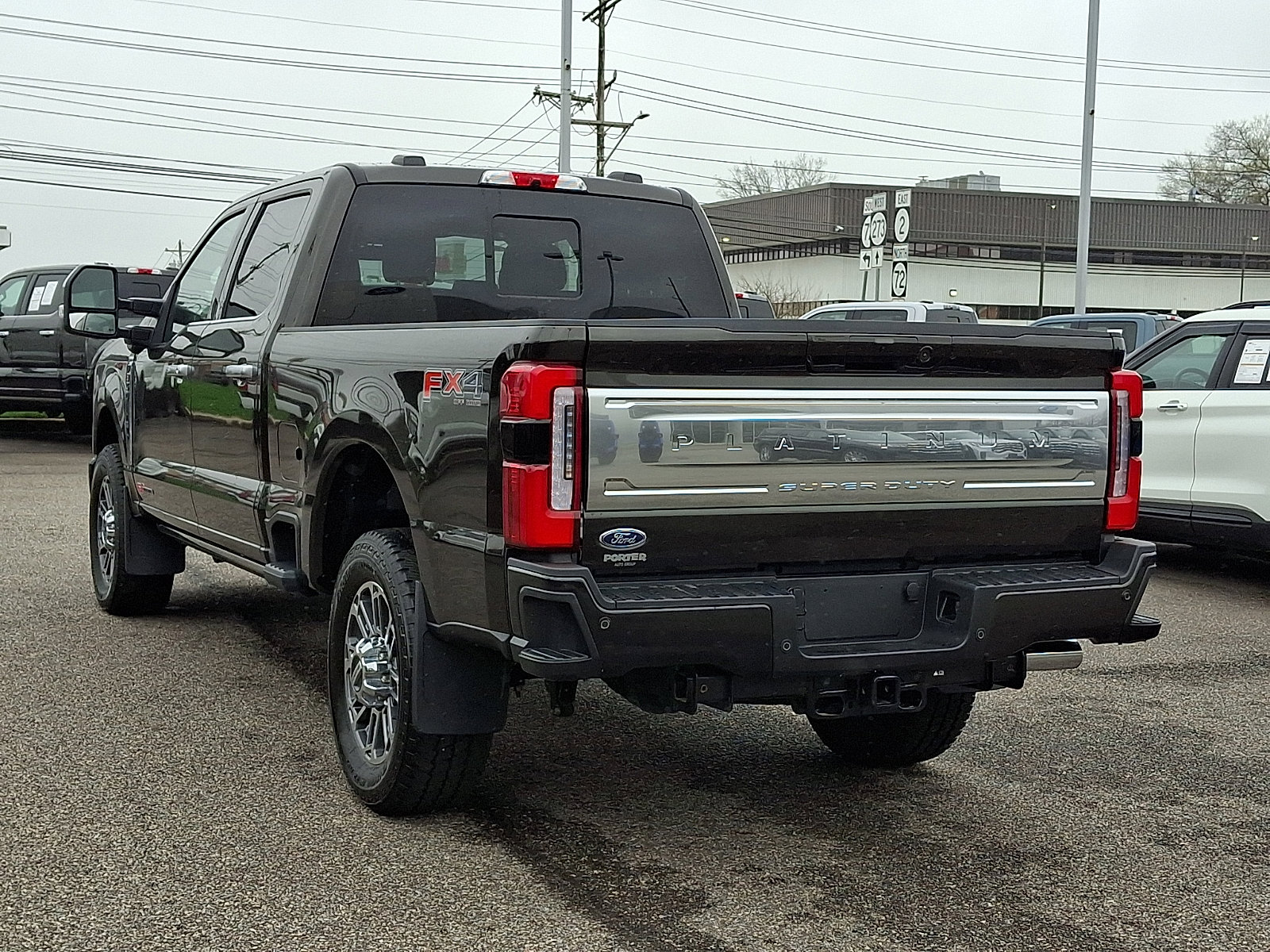 Certified 2025 Ford F350 Platinum w/ Platinum Plus Package image 8