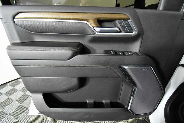 Used 2024 Chevrolet Silverado 3500 High Country w/ Technology Package image 22