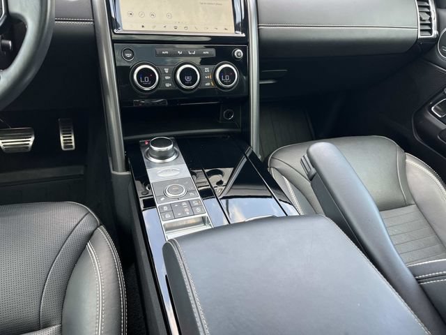 Used 2018 Land Rover Discovery HSE AWD/4WD image 22