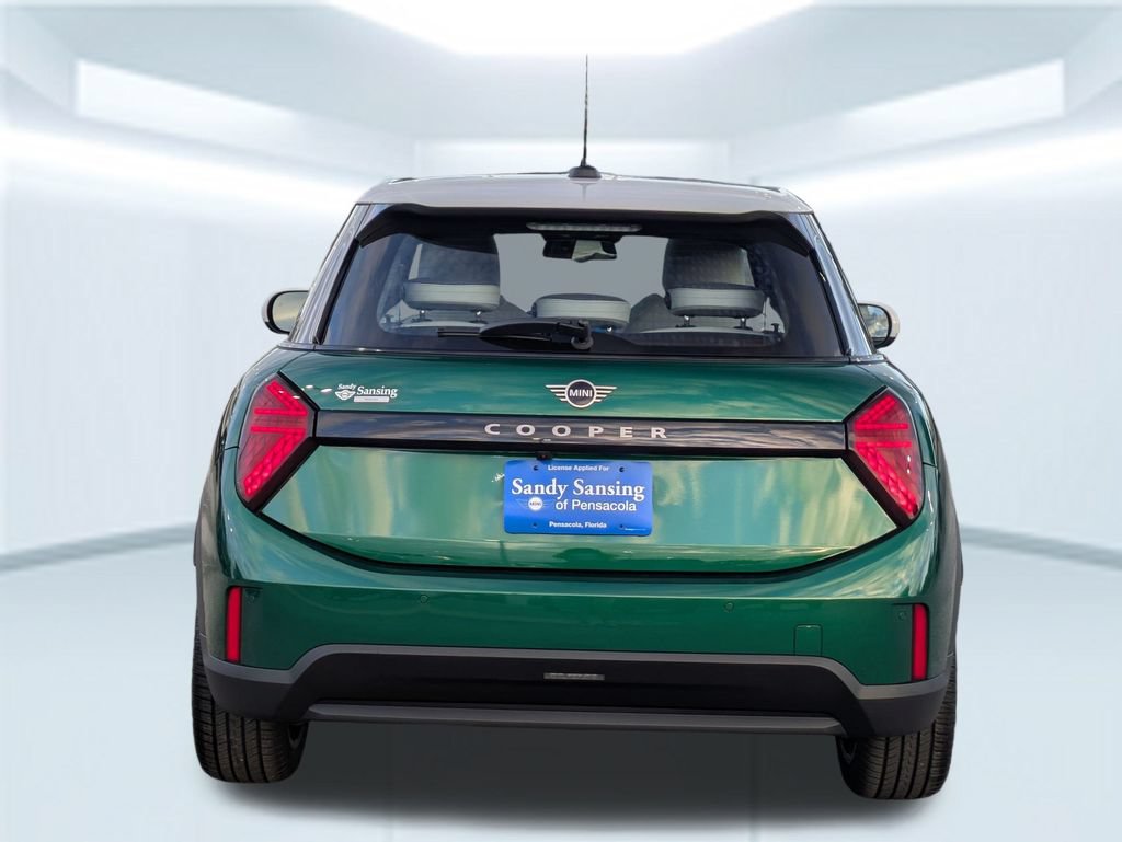 New 2026 MINI Cooper 4-Door Hardtop FWD image 4