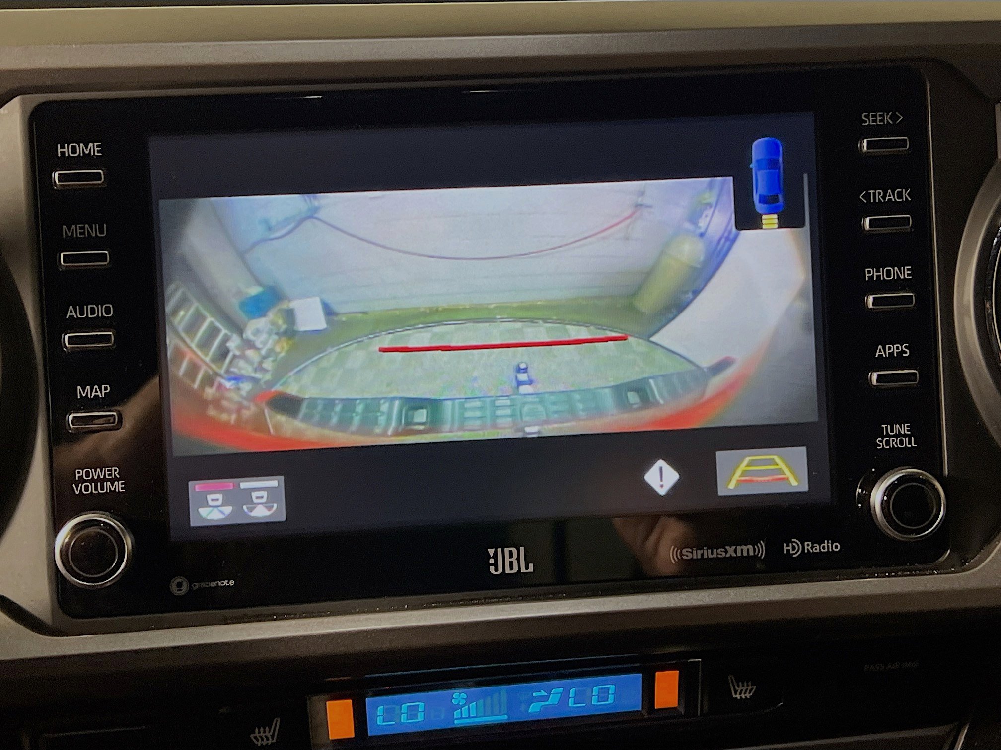 Used 2022 Toyota Tacoma Limited image 27