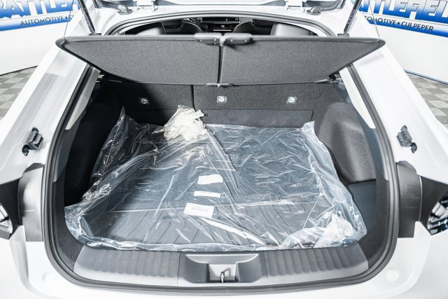 New 2026 Toyota Prius Plug-In Hybrid image 9