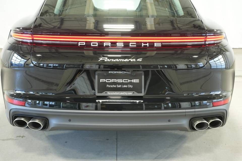 New 2026 Porsche Panamera 4 AWD/4WD image 40