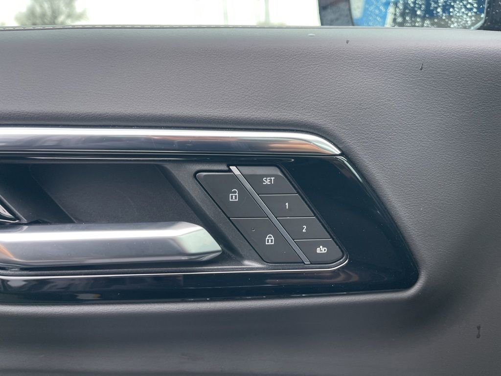 Certified 2026 Chevrolet Suburban Premier w/ Sun And Tow Package image 40