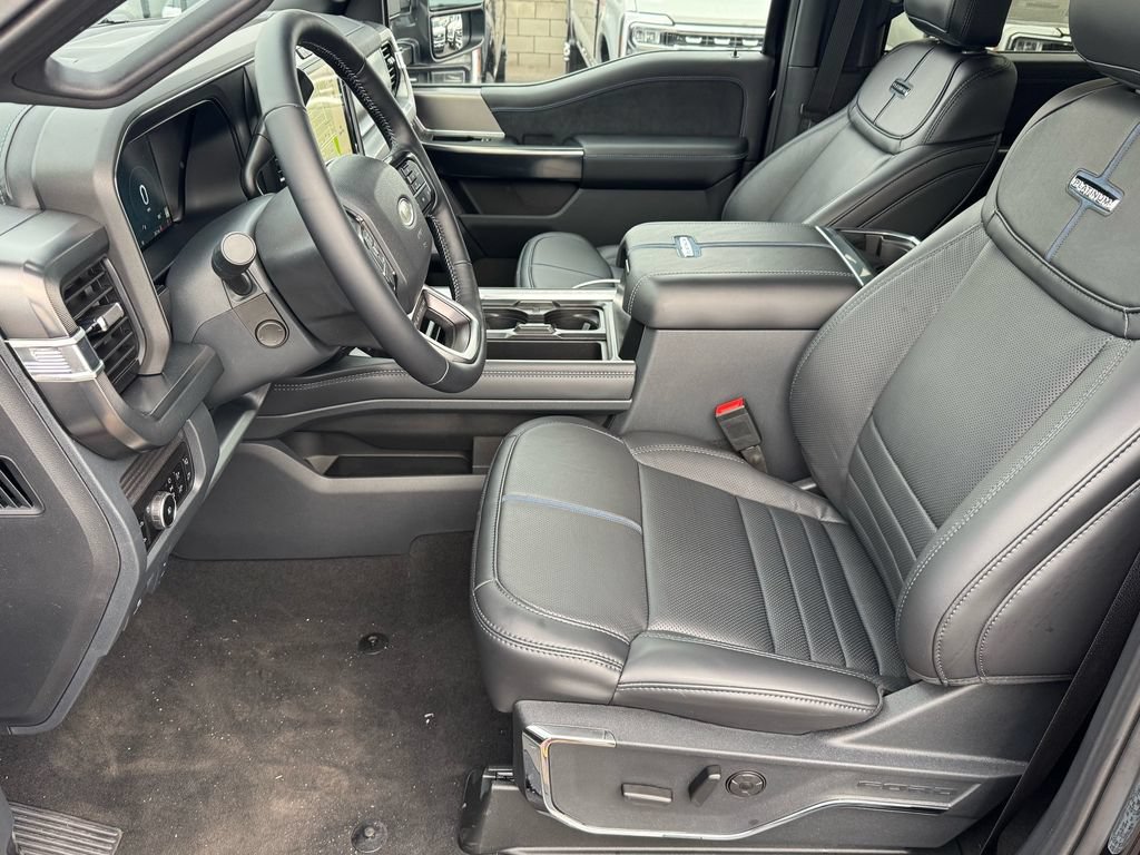 New 2026 Ford F350 Platinum w/ Tremor Off-Road Package AWD/4WD image 8