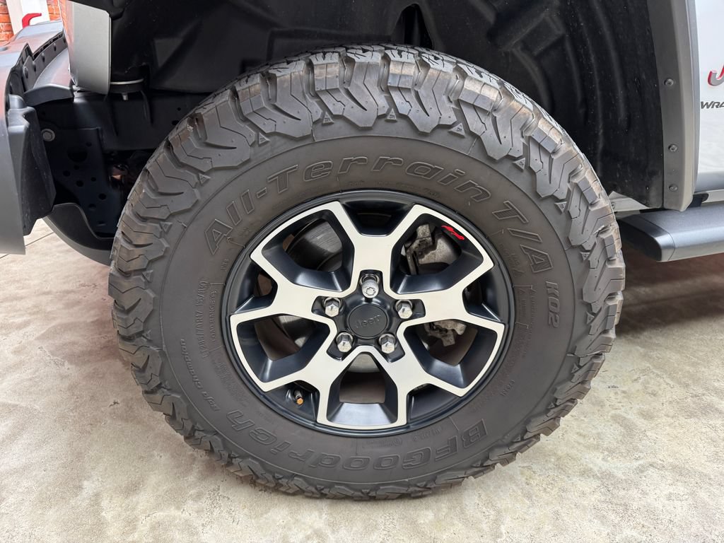 Used 2022 Jeep Wrangler Rubicon w/ Cold Weather Group AWD/4WD image 28