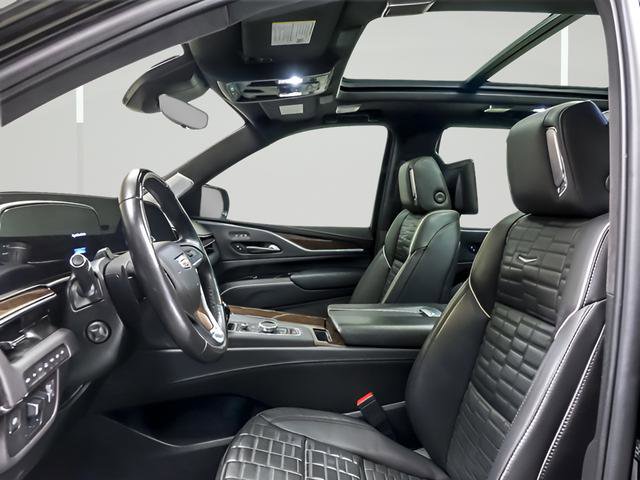 Used 2023 Cadillac Escalade Sport Platinum w/ LPO, ONYX Package image 9