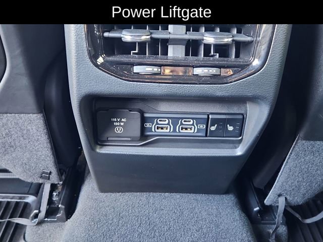 Used 2025 Jeep Grand Cherokee Limited w/ Luxury Tech Group II image 28