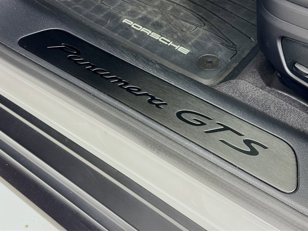 Certified 2023 Porsche Panamera GTS image 12