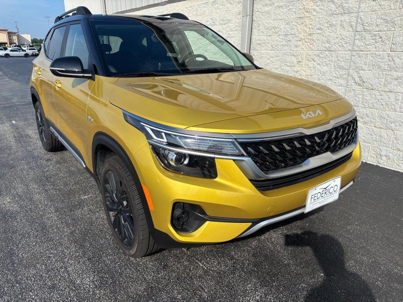 Used 2023 Kia Seltos Nightfall Edition AWD/4WD image 2