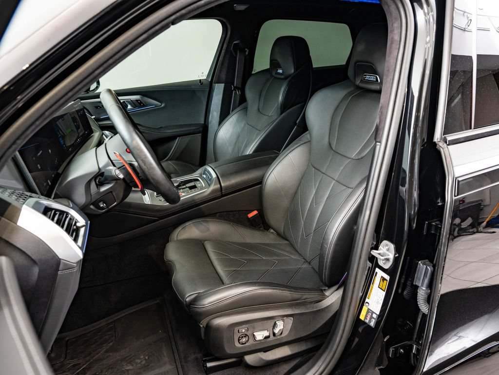 Used 2024 BMW XM AWD/4WD image 21