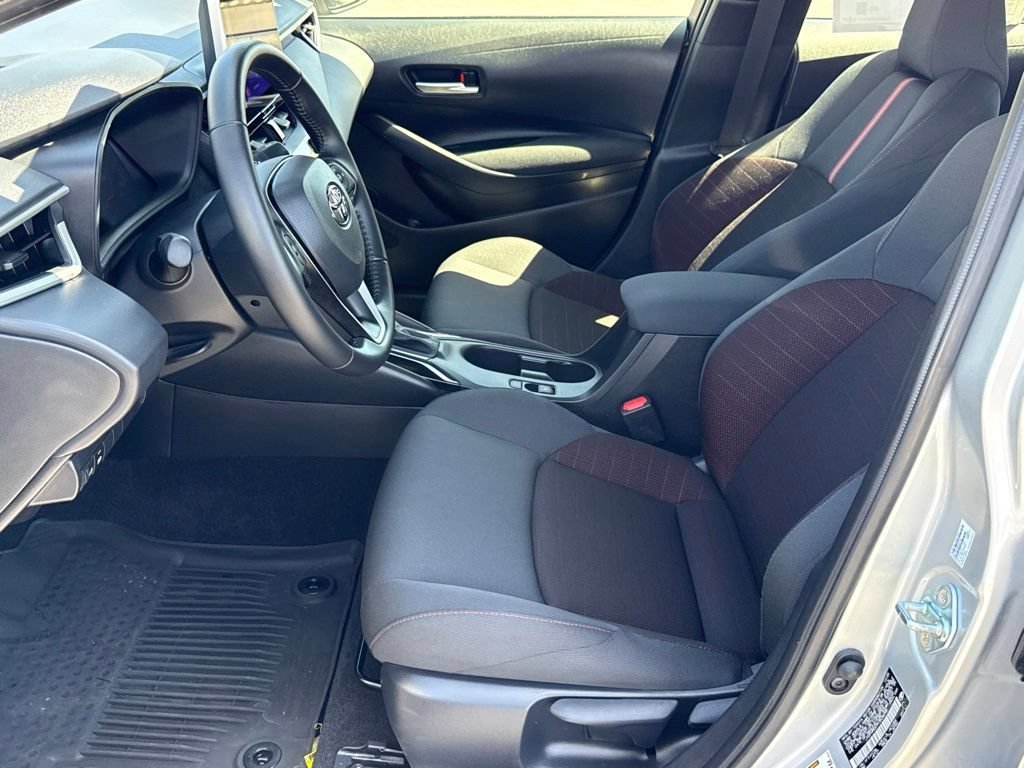 Certified 2026 Toyota Corolla SE w/ SE Package FWD image 19