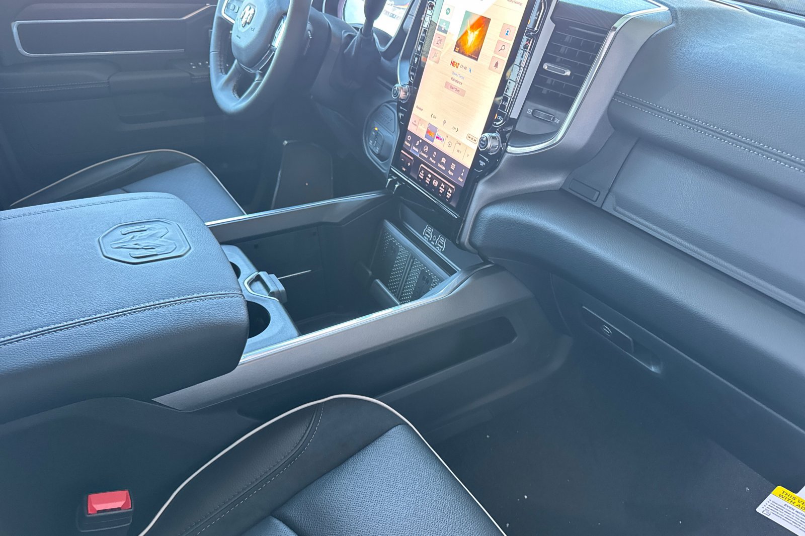 New 2026 RAM 3500 Laramie AWD/4WD image 14