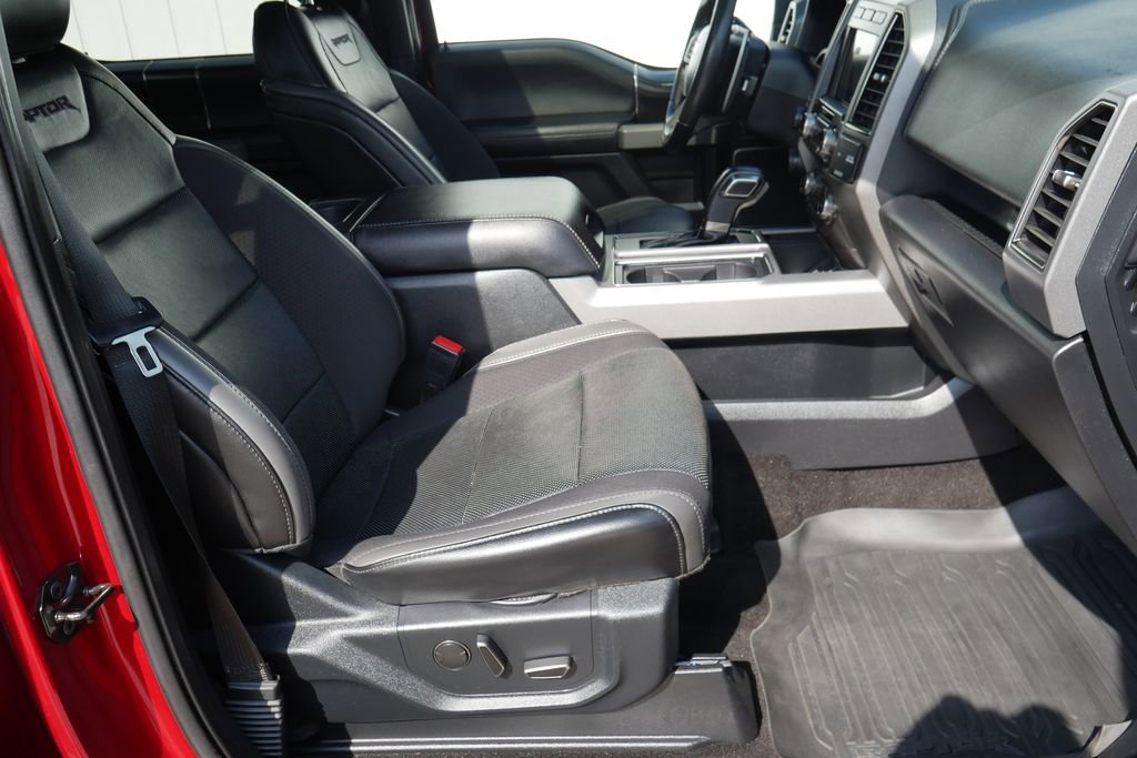 Used 2019 Ford F150 Raptor w/ Equipment Group 802A Luxury AWD/4WD image 23