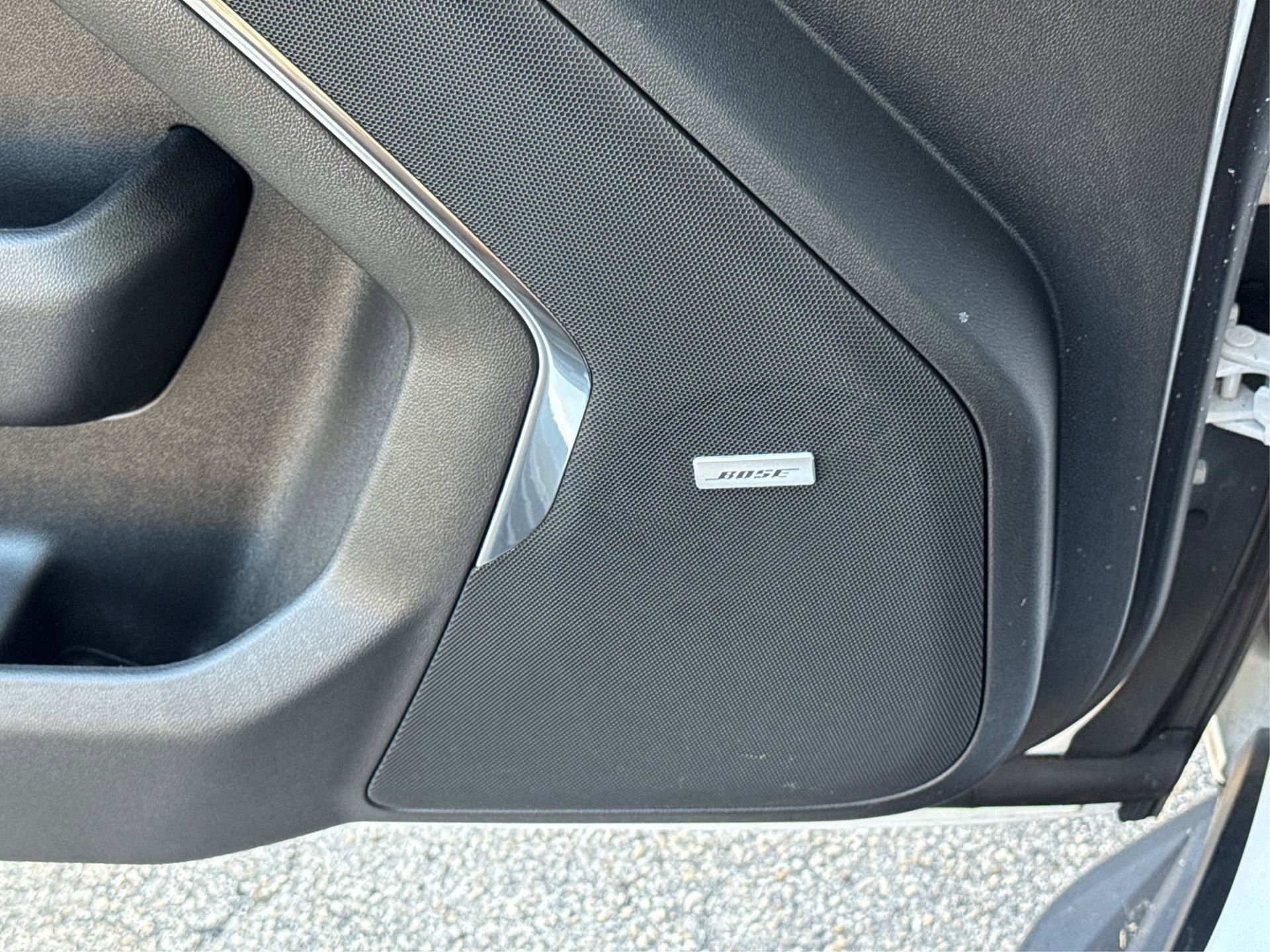 Used 2022 Chevrolet Tahoe LT w/ Luxury Package image 35