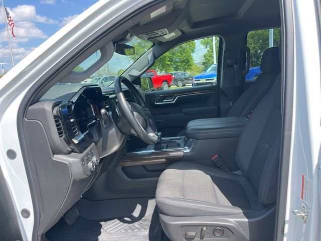 Used 2025 Chevrolet Silverado 1500 LT Trail Boss w/ Convenience Package II image 17