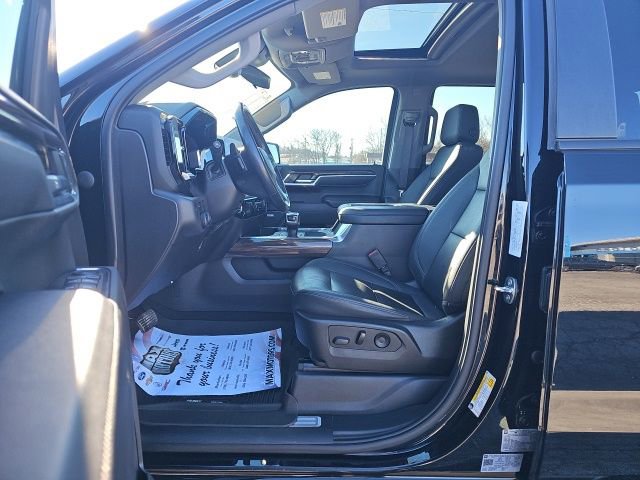 Used 2022 Chevrolet Silverado 1500 LT Trail Boss image 17