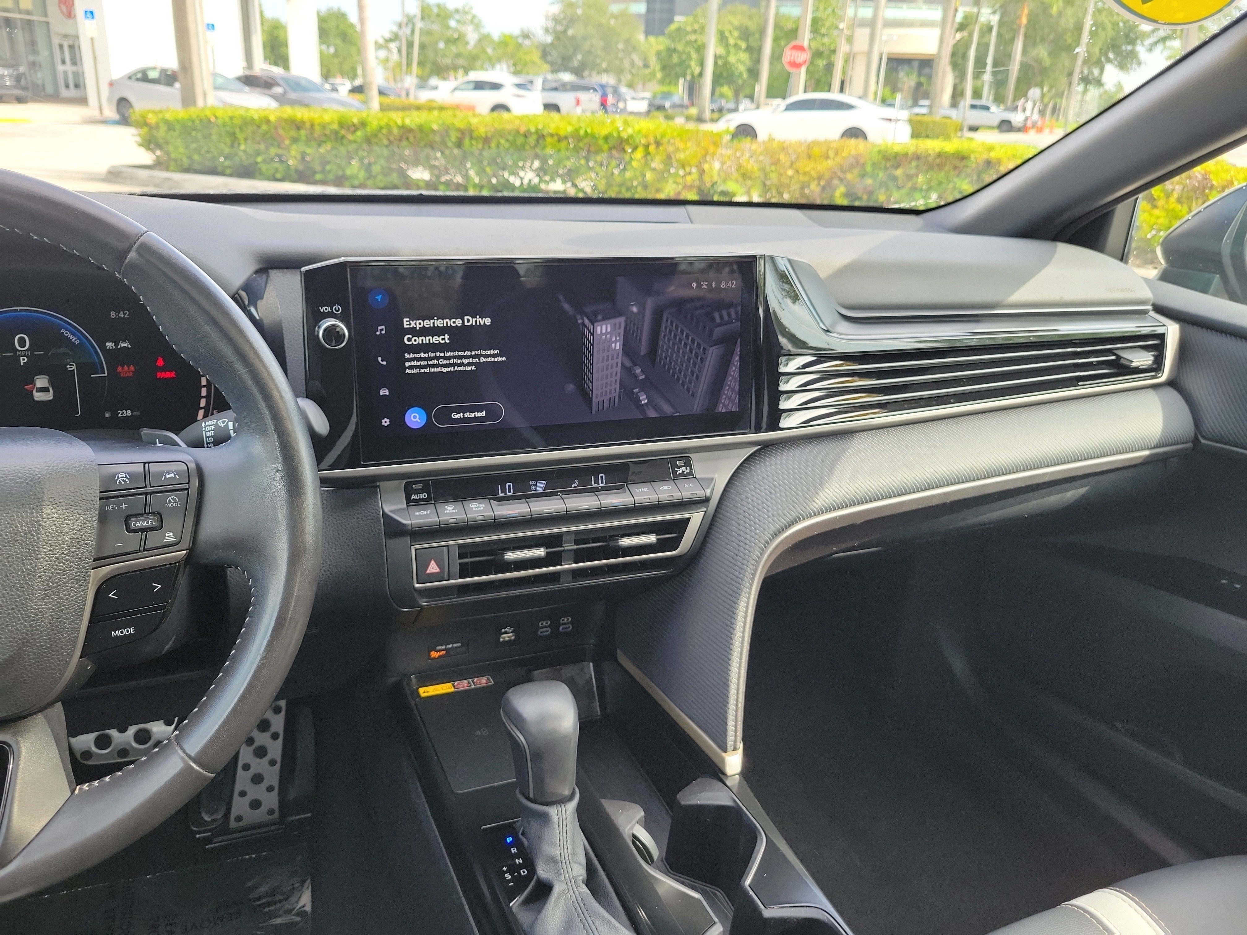 Used 2025 Toyota Camry SE w/ Multimedia Upgrade Package FWD image 18