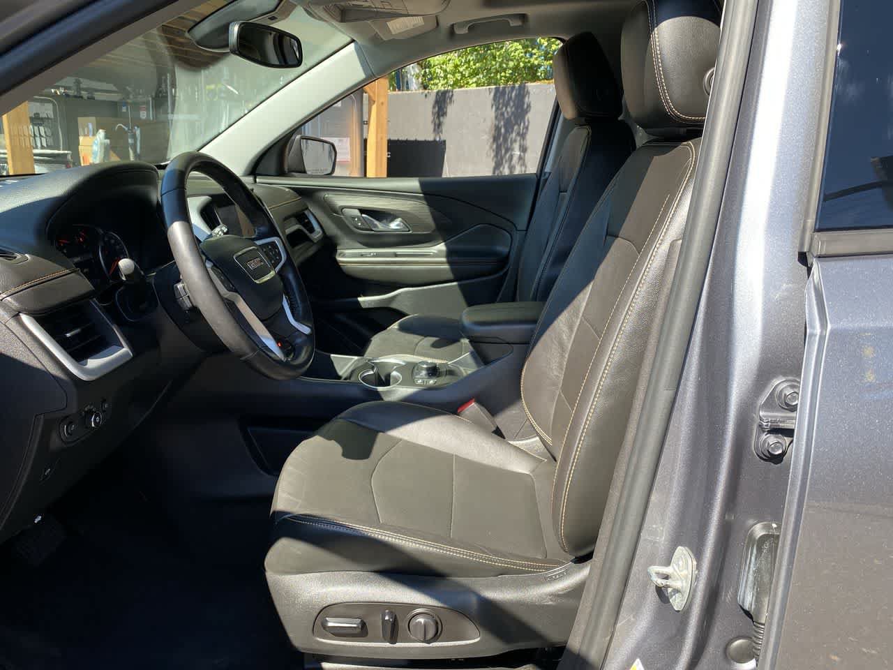 Used 2020 GMC Terrain SLT w/ Preferred Package AWD/4WD image 13