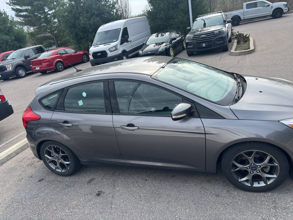 Used 2014 Ford Focus SE w/ Equipment Group 201A image 5
