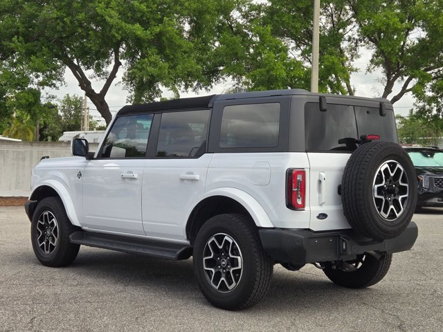 Used 2025 Ford Bronco Outer Banks image 7