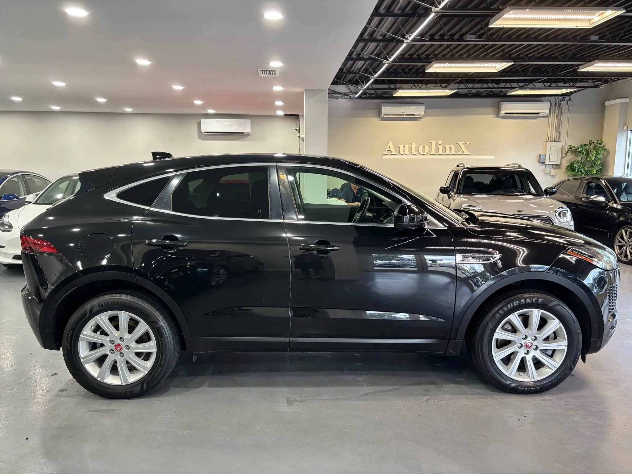 Used 2018 Jaguar E-PACE S AWD/4WD image 8
