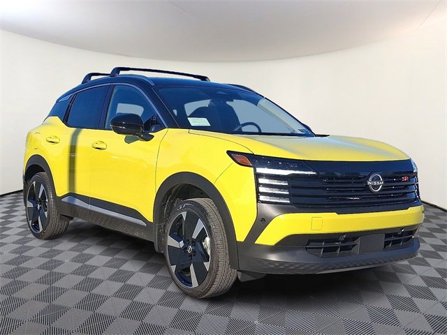 New 2026 Nissan Kicks SR w/ Cold Weather Package image 1