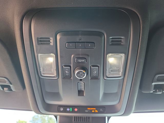 Certified 2023 GMC Yukon XL Denali image 33