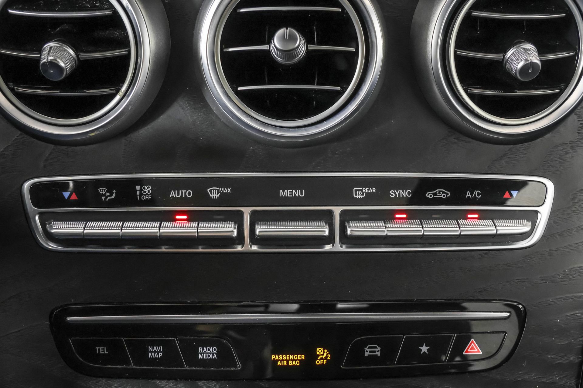 Used 2020 Mercedes-Benz GLC 300 4MATIC image 30