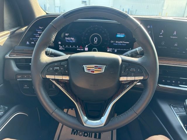 Certified 2024 Cadillac Escalade ESV Premium Luxury w/ Performance Package AWD/4WD image 9