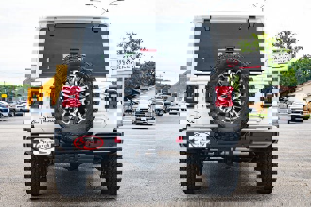 New 2025 Jeep Wrangler Unlimited Sahara image 4