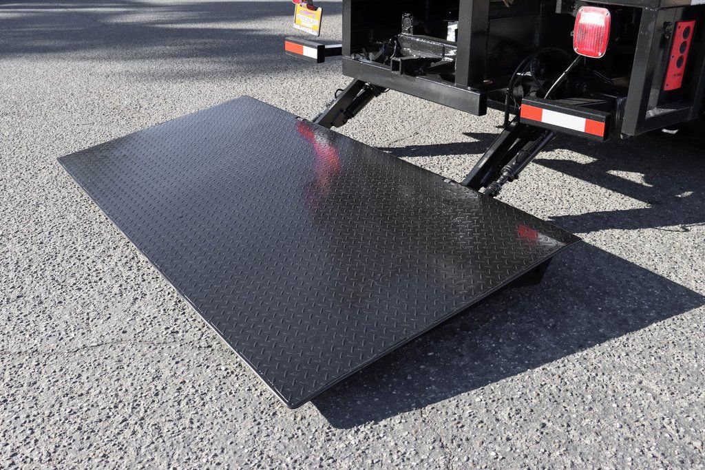 Used 2019 Ford F550 4x4 Crew Cab Super Duty image 10